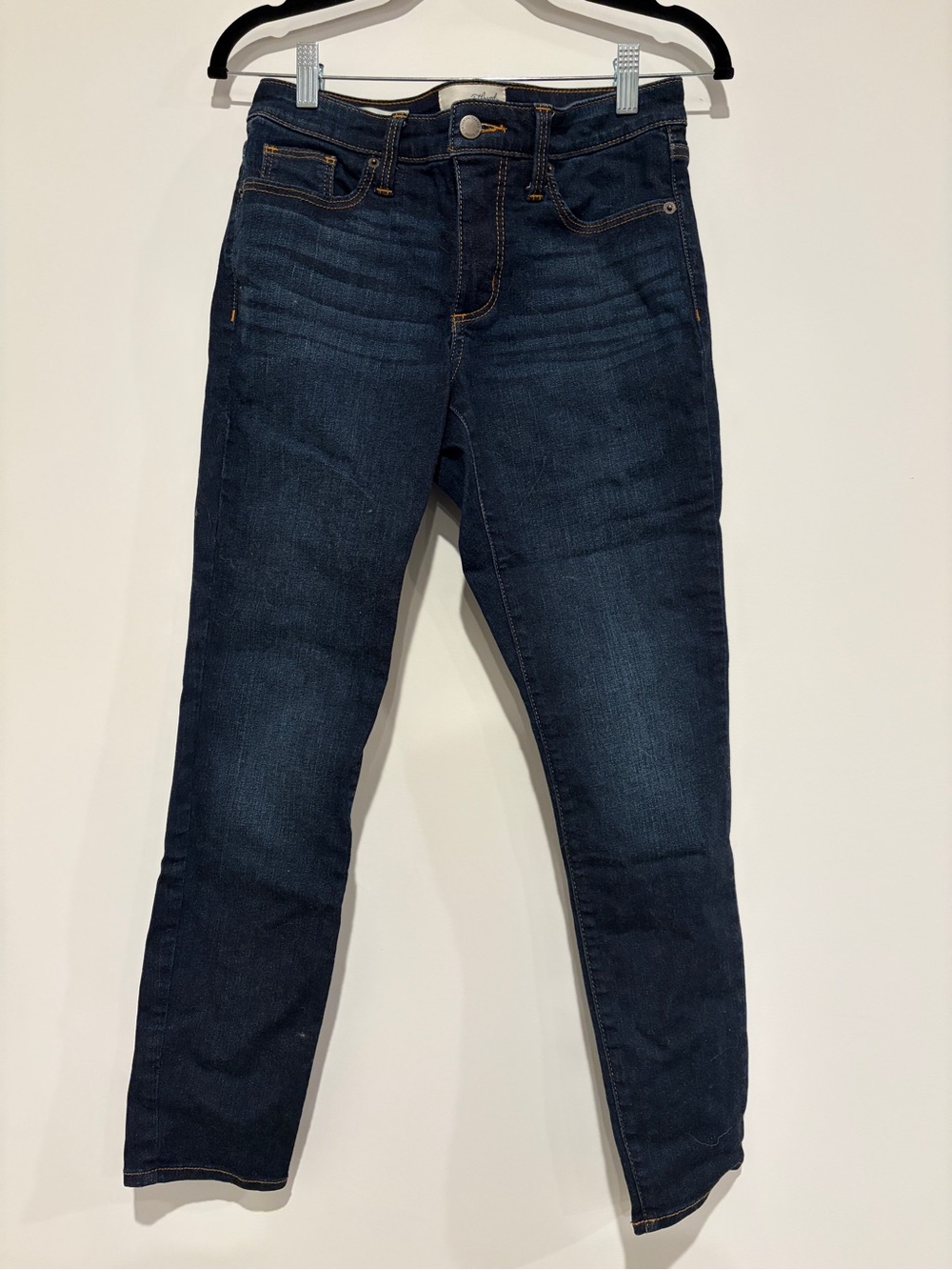 Universal Thread Mid Rise Skinny Jeans Size 4/27S Dark Wash Blue Stretch Short